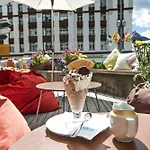 Hauser Hotel 3*