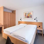 Hauser 3* Svatý Mořic