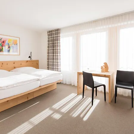 Hauser Hotel