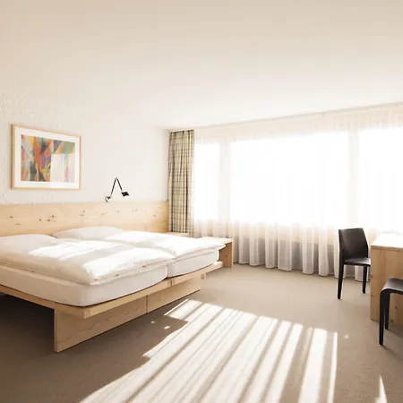 Hauser サンモリッツ