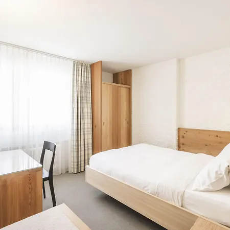 Hauser 3* Санкт-Мориц