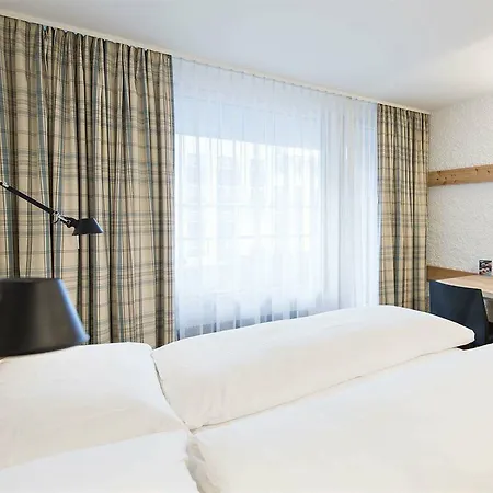 Hauser Hotel