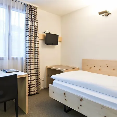 Hotel Hauser 3*