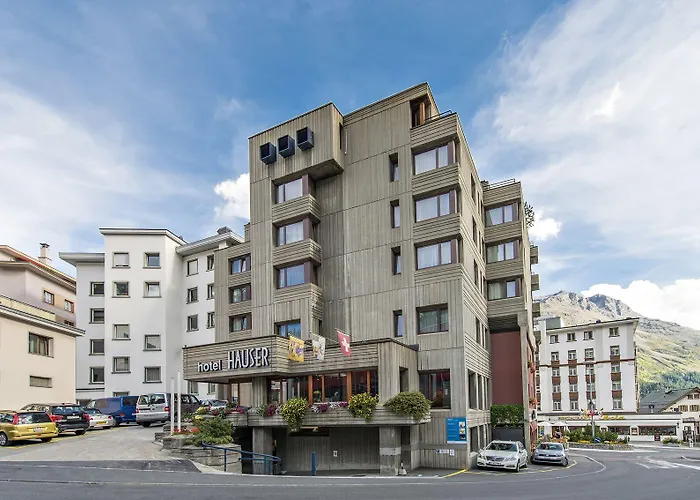 Hauser 호텔 3*