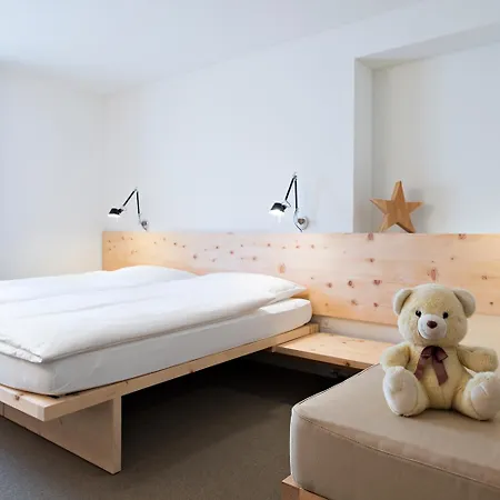 Hauser 3* Санкт-Моріц