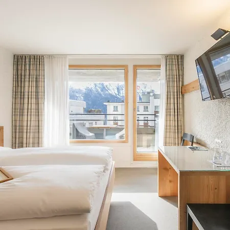 Hauser Saint-Moritz